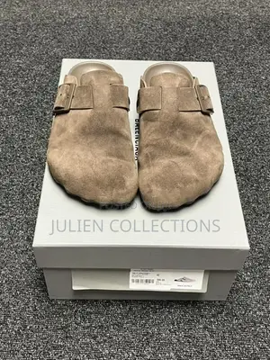 Balenciaga Slides Brown