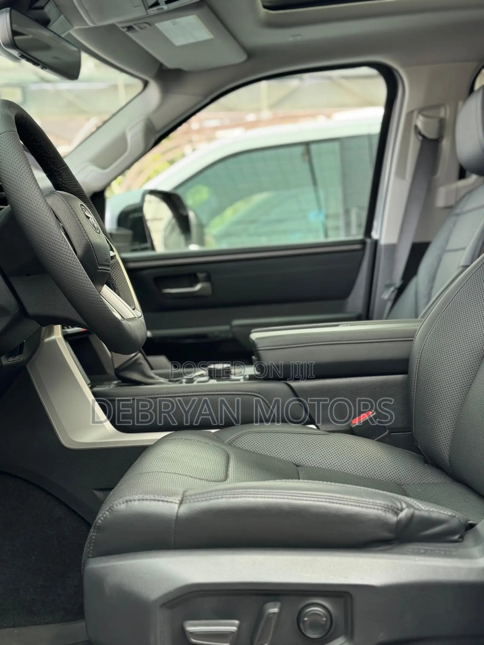 Toyota Tundra 2023 Silver