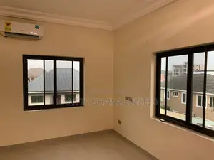 3bdrm Apartment in East Legon, American House for rent