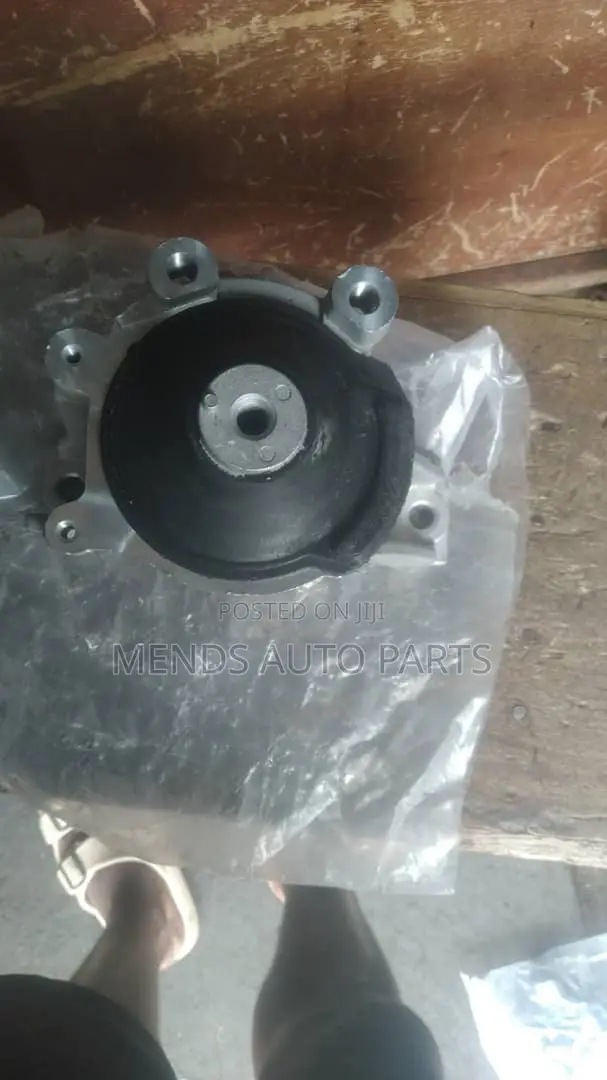 Honda CRV 2007 Engine Seat Mount