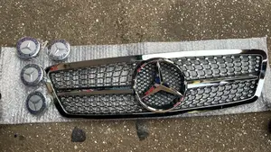 Mercedes Benz C230 Kompressor Front Shells Grill