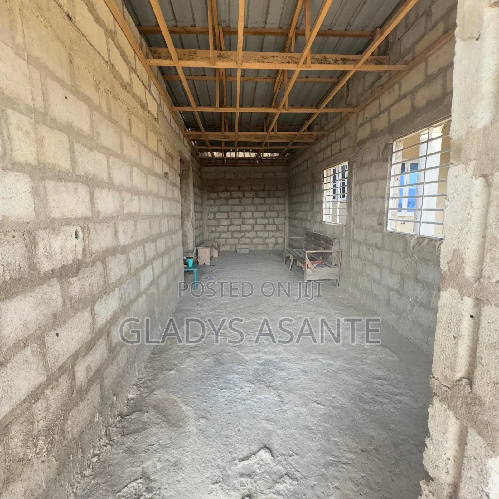 Uncompleted 5bdrm House In Accra Metropolitan For Sale