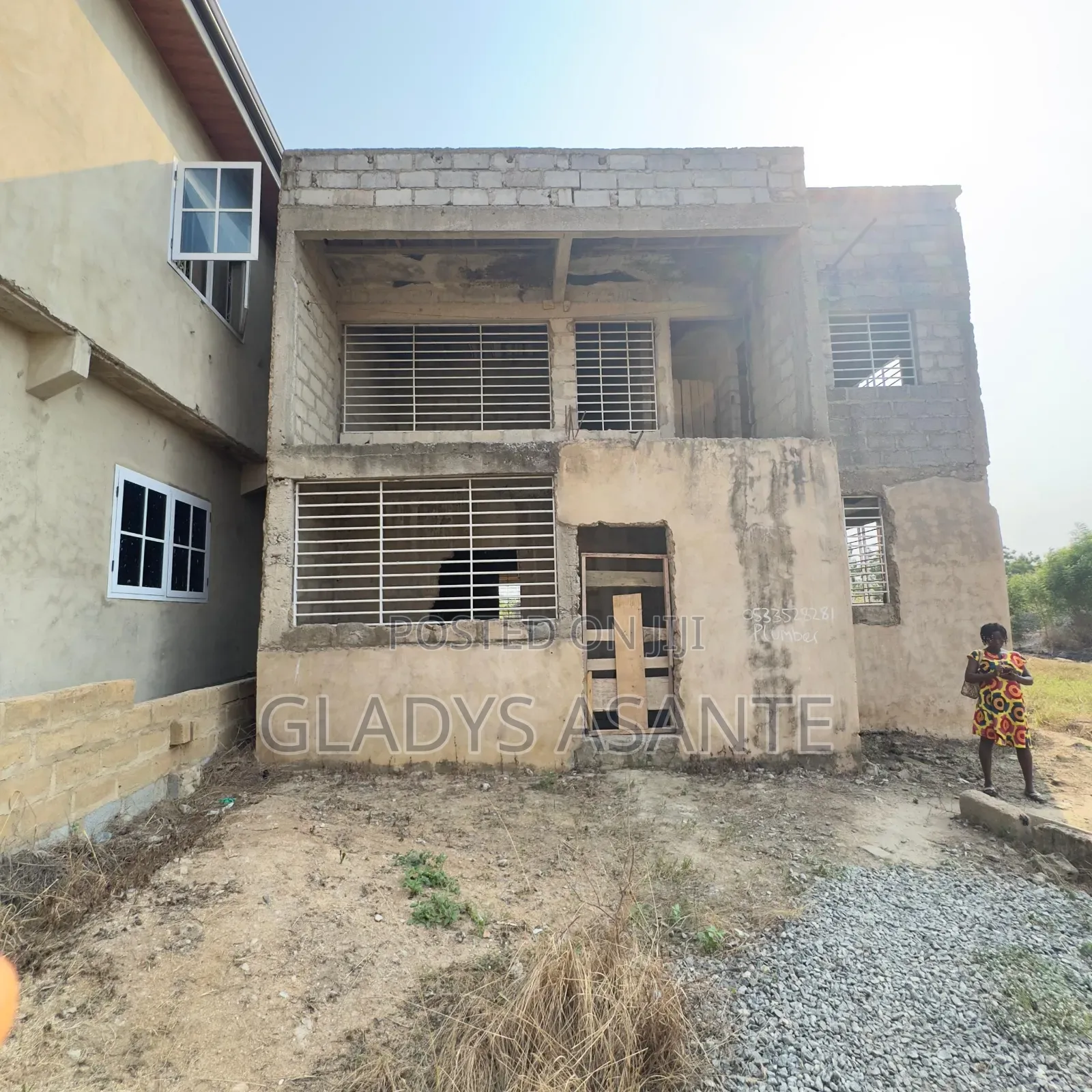Uncompleted 5bdrm House In Accra Metropolitan For Sale