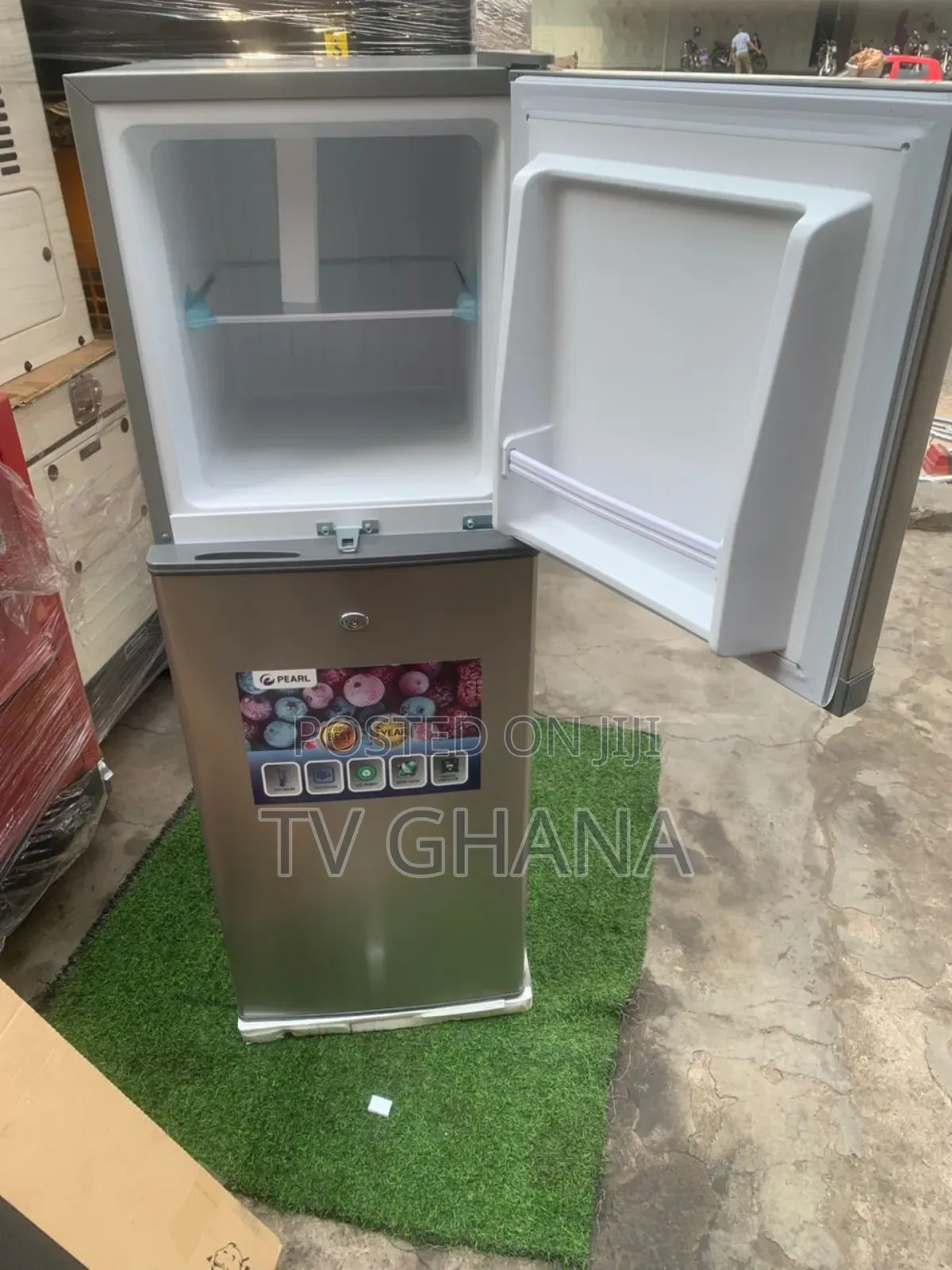Fresh in Box 138L Pearl Fridge/Freezer Fridge/Freezer