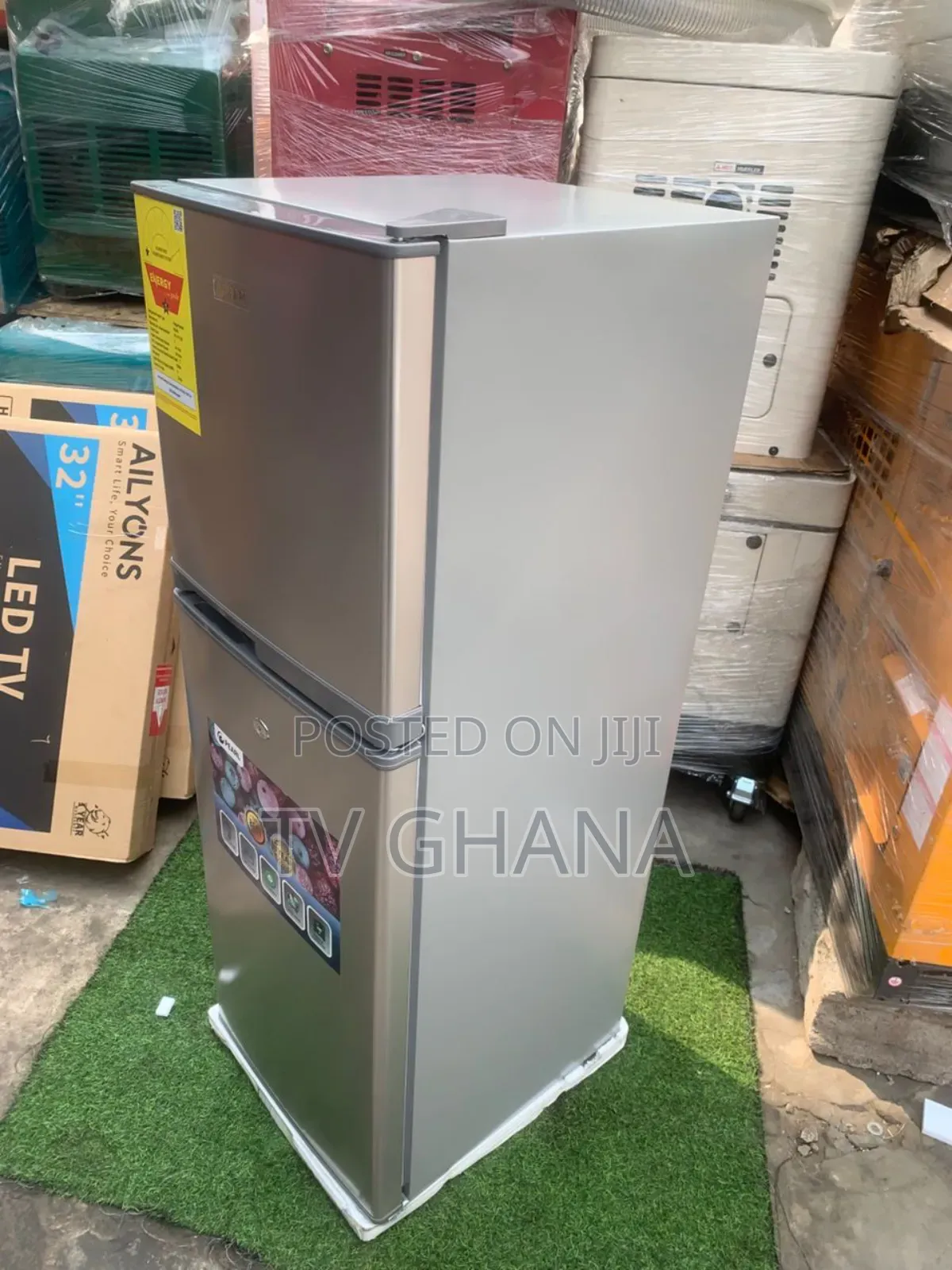 Eco-Friendly Pearl Fridge 138L Freezer/Fridge PF-217T-2B