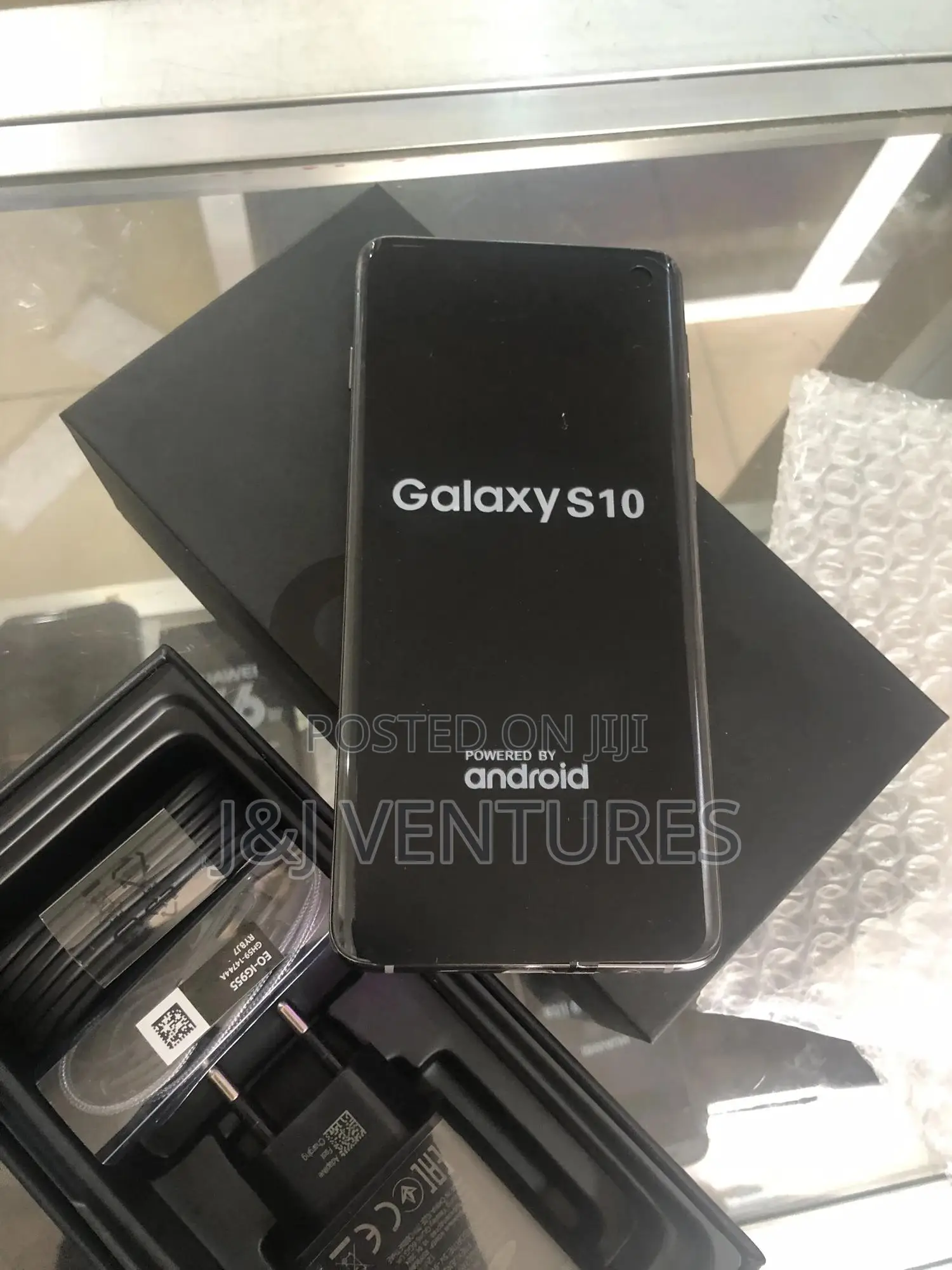 New Samsung Galaxy S10 128 GB Black