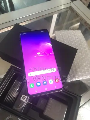 New Samsung Galaxy S10 128 GB Black