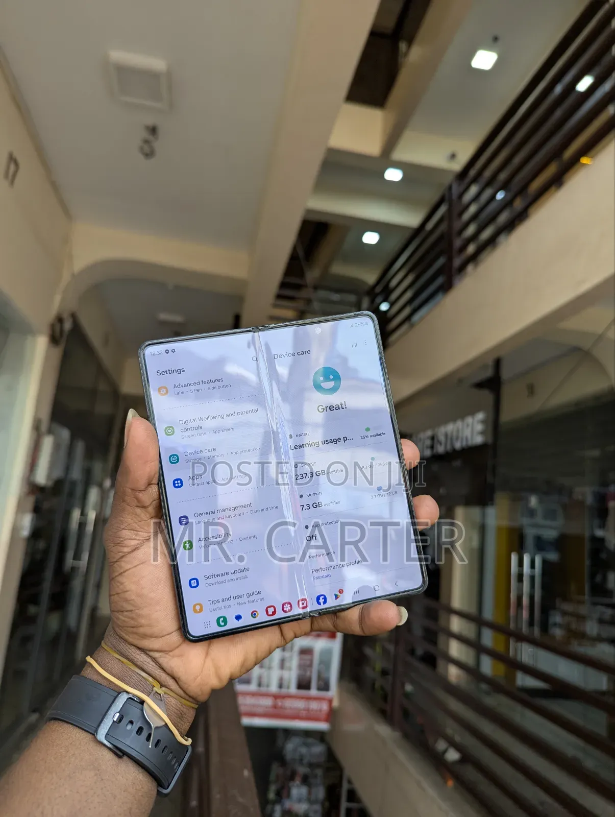 New Samsung Galaxy Z Fold4 256 GB Black