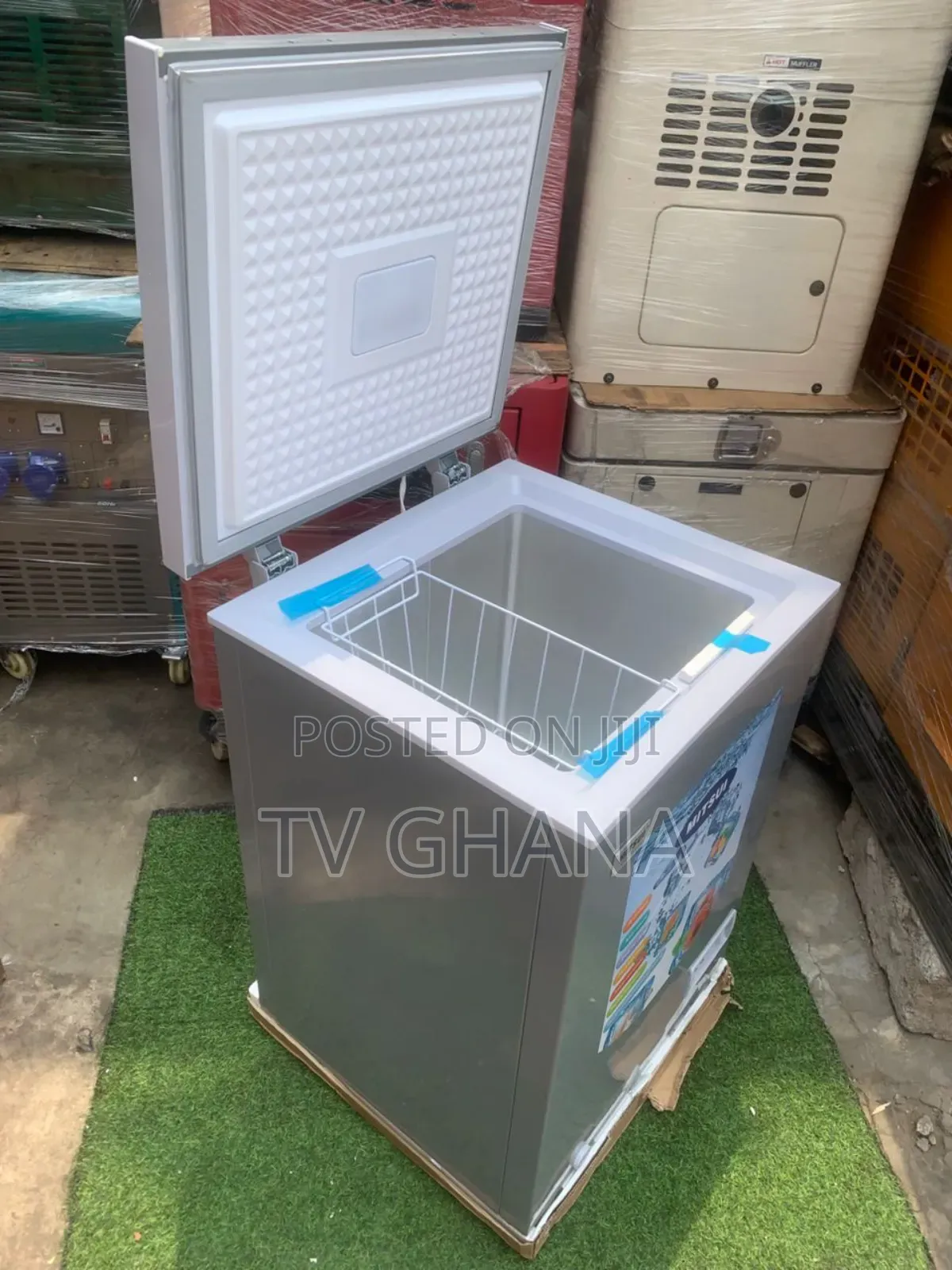 Fast Freezing Chest Freezer 93L Mitsui ME-110B Chest Freezer