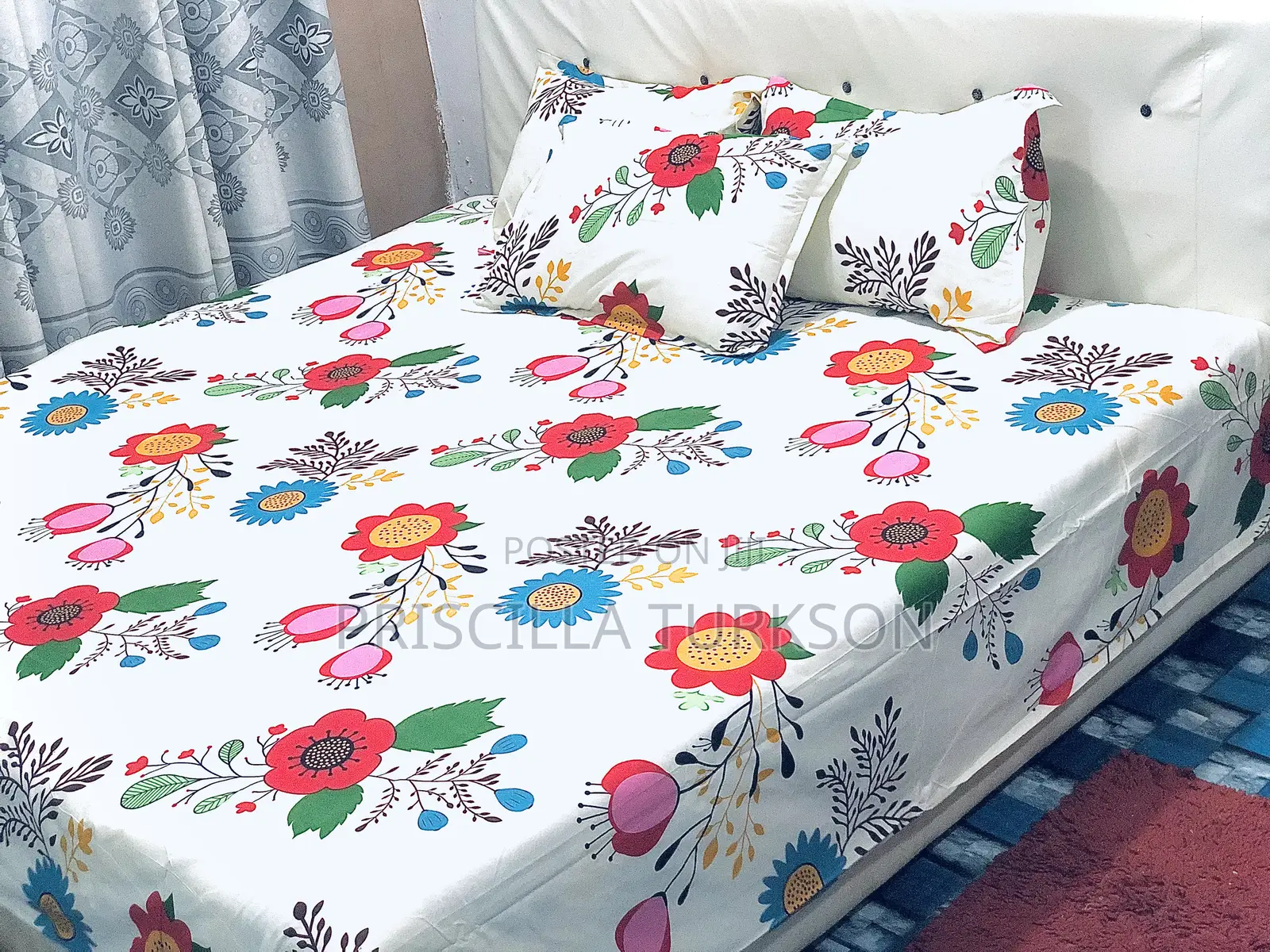 3 Pillow Cases 1 Bedsheet (4pcs)