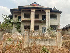 5bdrm House in Sokoban Wood Village, Kumasi Metropolitan for sale