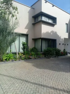 Furnished 4bdrm House in Labone for rent