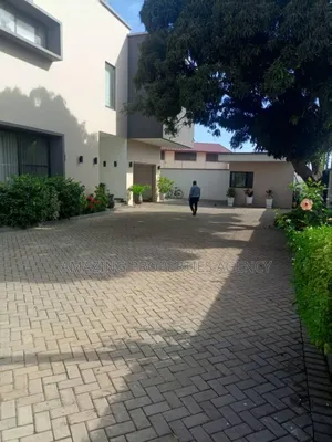Furnished 4bdrm House in Labone for rent