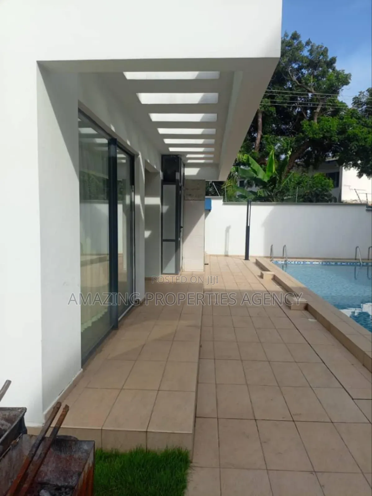 Furnished 4bdrm House in Labone for rent
