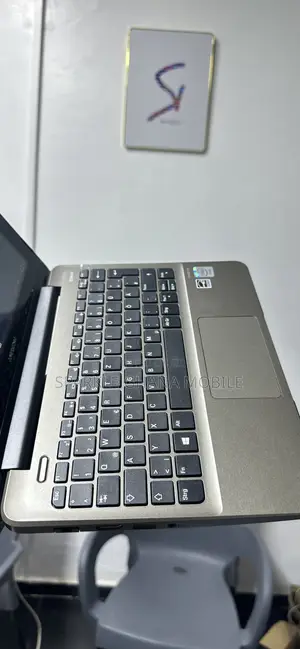Laptop Medion 4GB Intel SSD 500GB