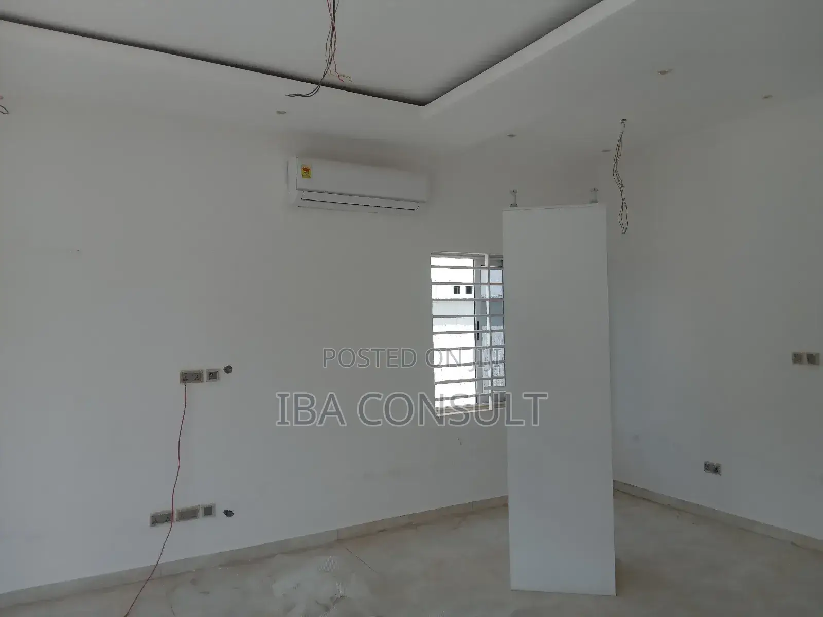 3bdrm Townhouse/Terrace in Amrahia, Adenta for sale