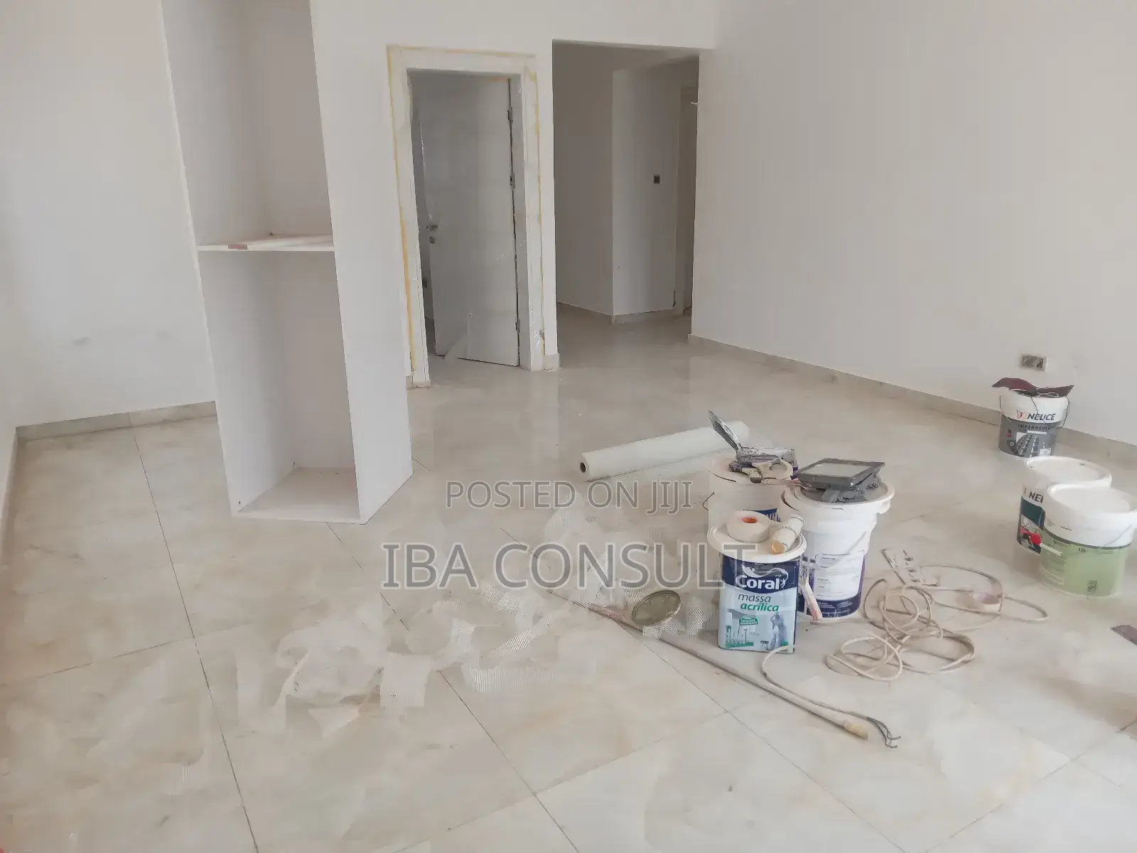 3bdrm Townhouse/Terrace in Amrahia, Adenta for sale