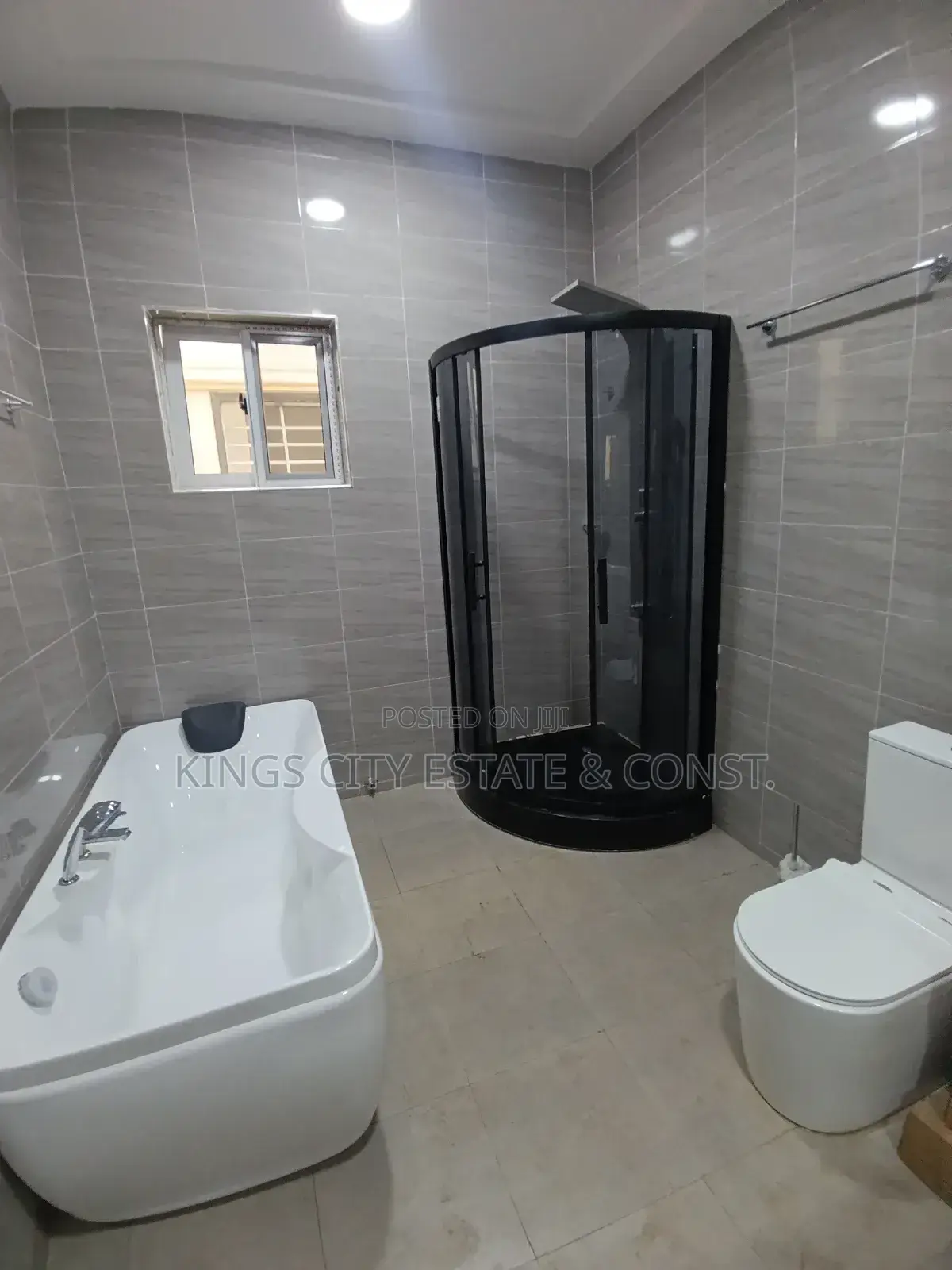 5bdrm House in Kwabenya-Acp-Estate, Dome for sale