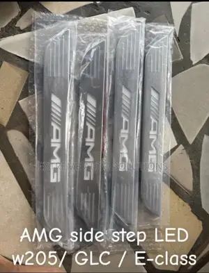 W205/Glc / E-class Amg Side Step Led