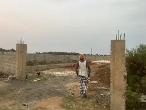 Half Plot in Sakumono for Quick Sale!