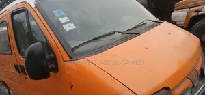 Peugeot Boxer 2010 Orange