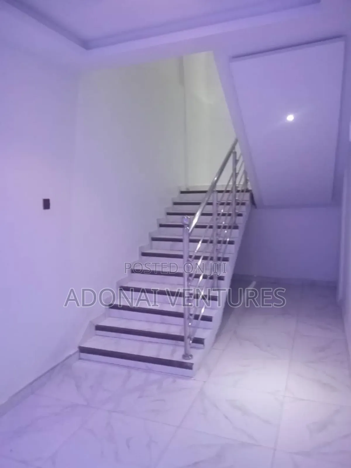 5bdrm House in Kronum Abuahia, Kumasi Metropolitan for sale