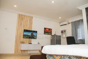 Cozy 1bedroom in the Heart of American House W/ Wifi