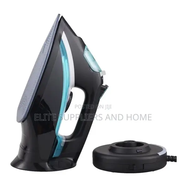 Akai Steam Iron