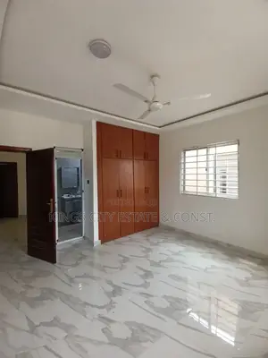 5bdrm House in Kwabenya-Acp-Estate, Dome for sale