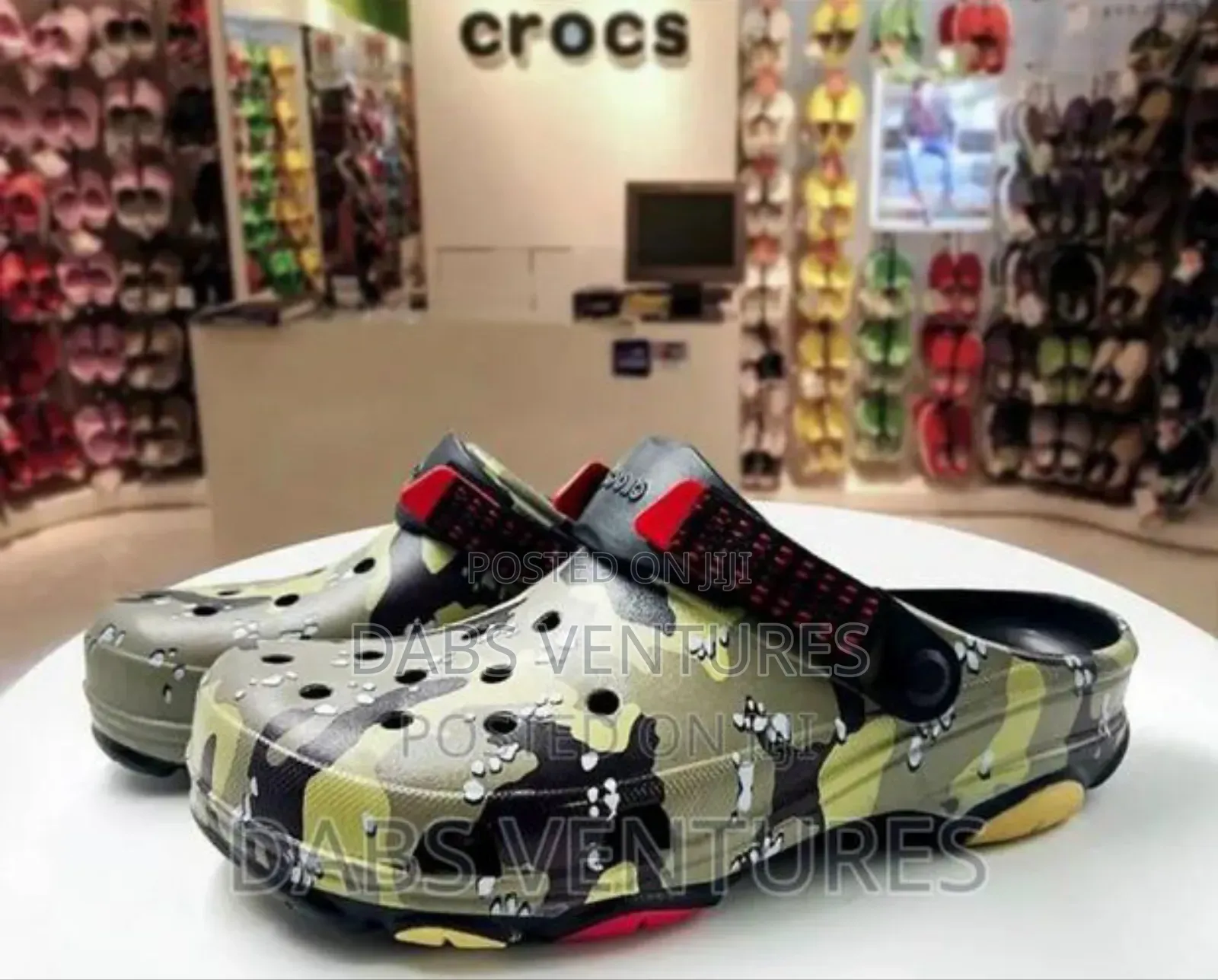 Quality Trendy Crocs Wear