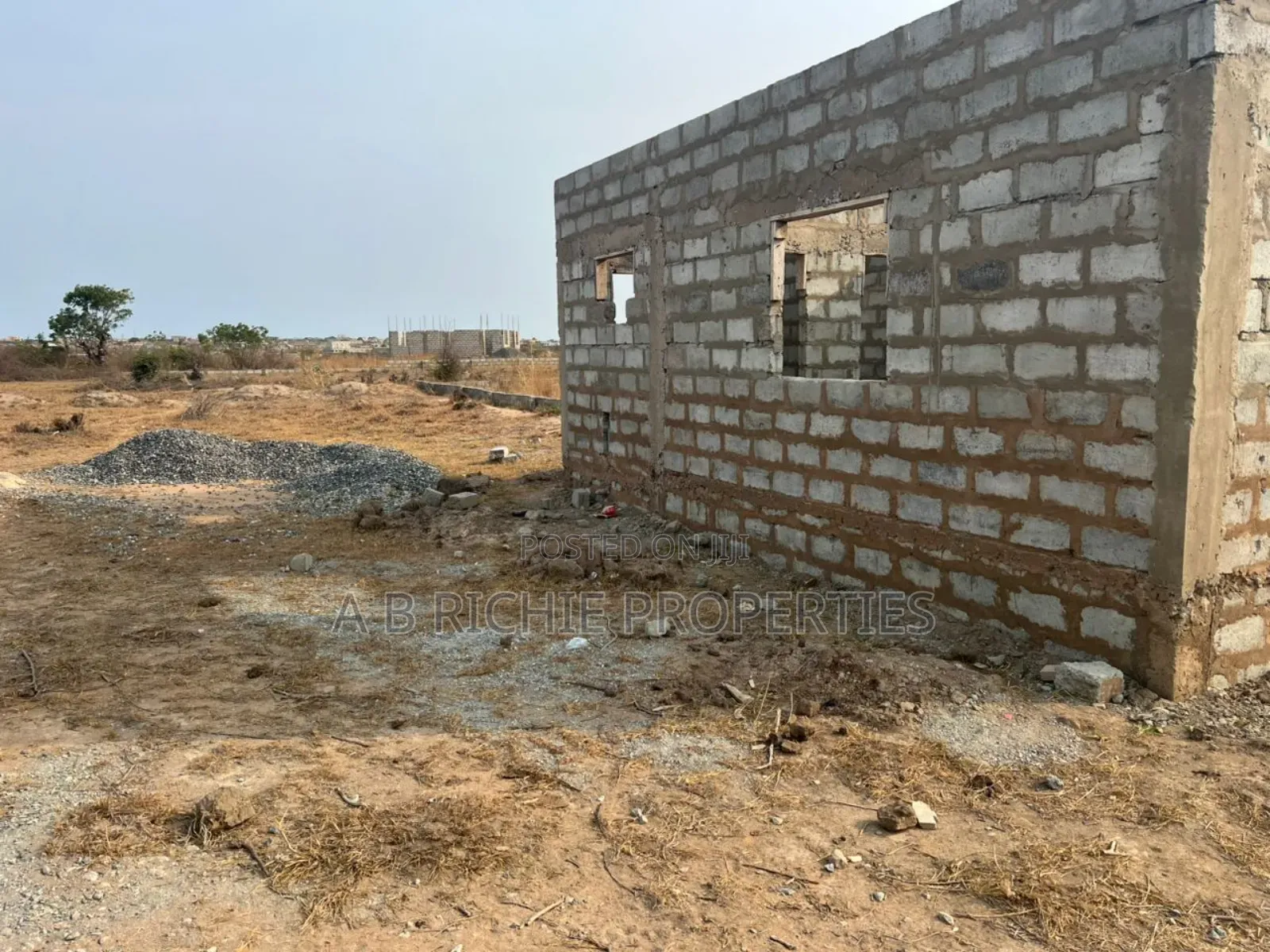1 Plot of Land for Sale