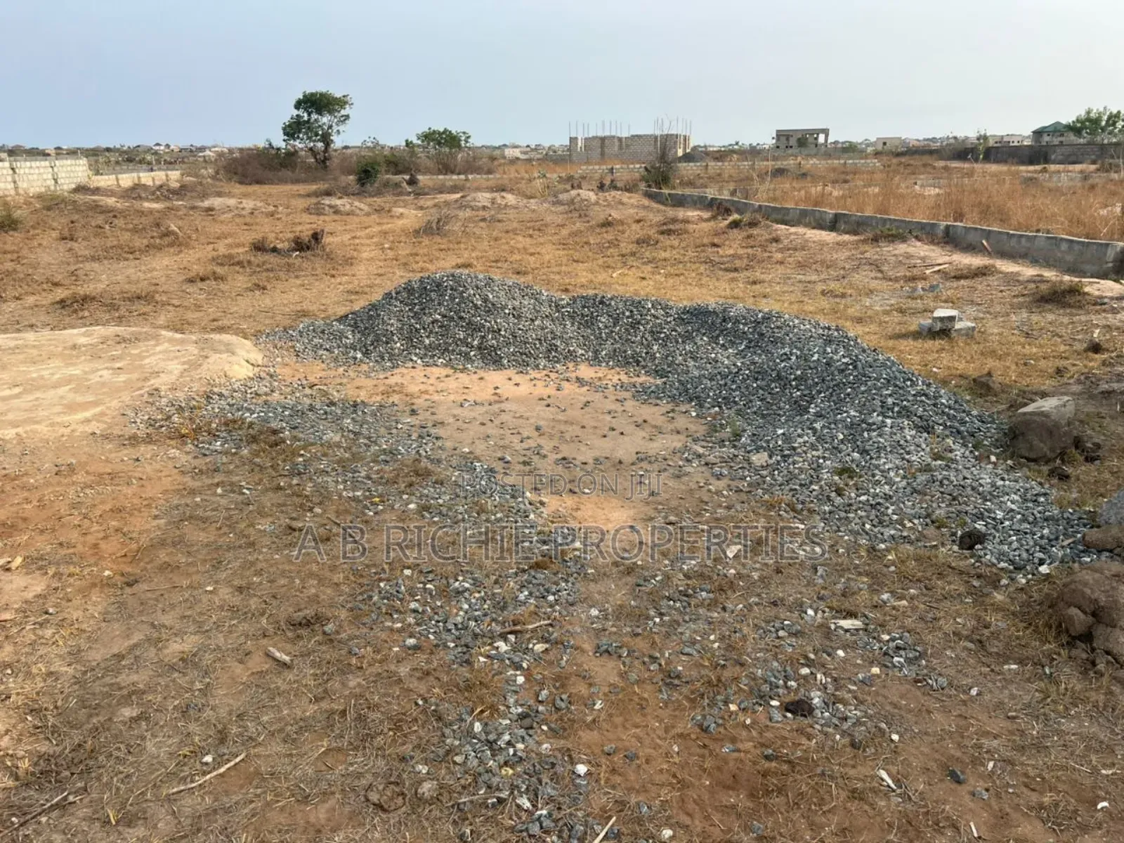 1 Plot of Land for Sale