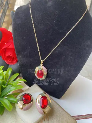 Photo - Beautiful Ladies Necklace With Earrings
