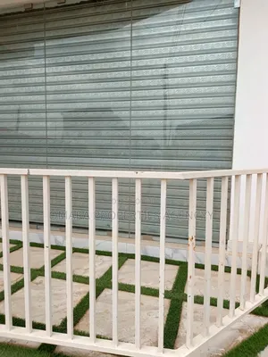 Spacious Shop Available