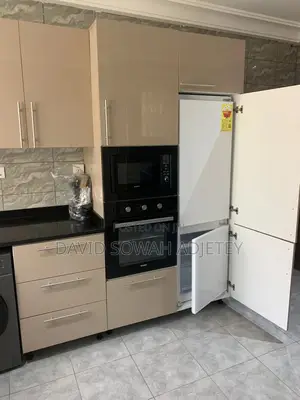 Furnished 4bdrm Duplex in East Airport for rent