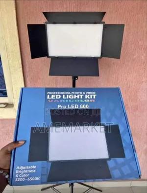 Pro Led-800 Studio Photography Light