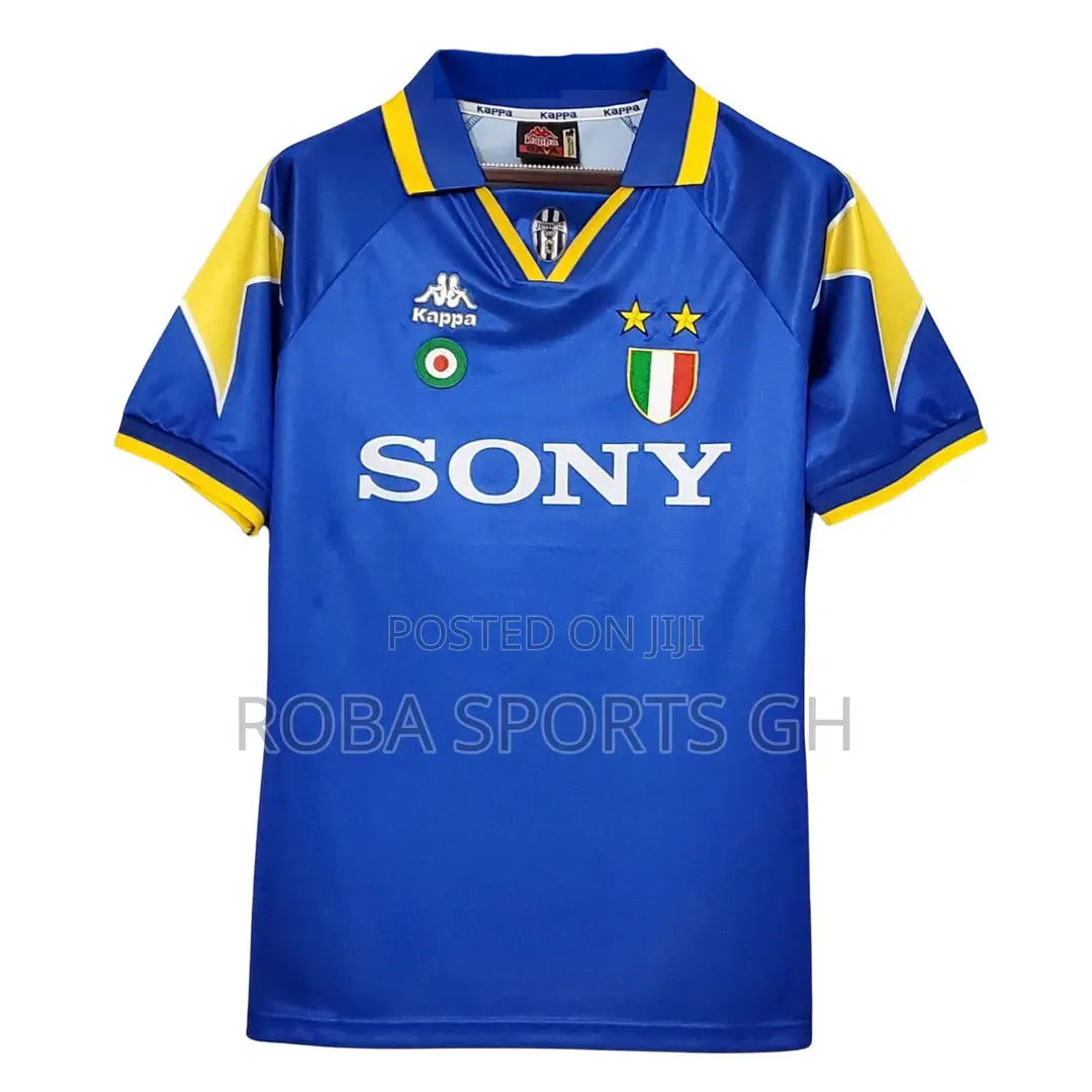 1995/96 Juventus Retro Away Jersey