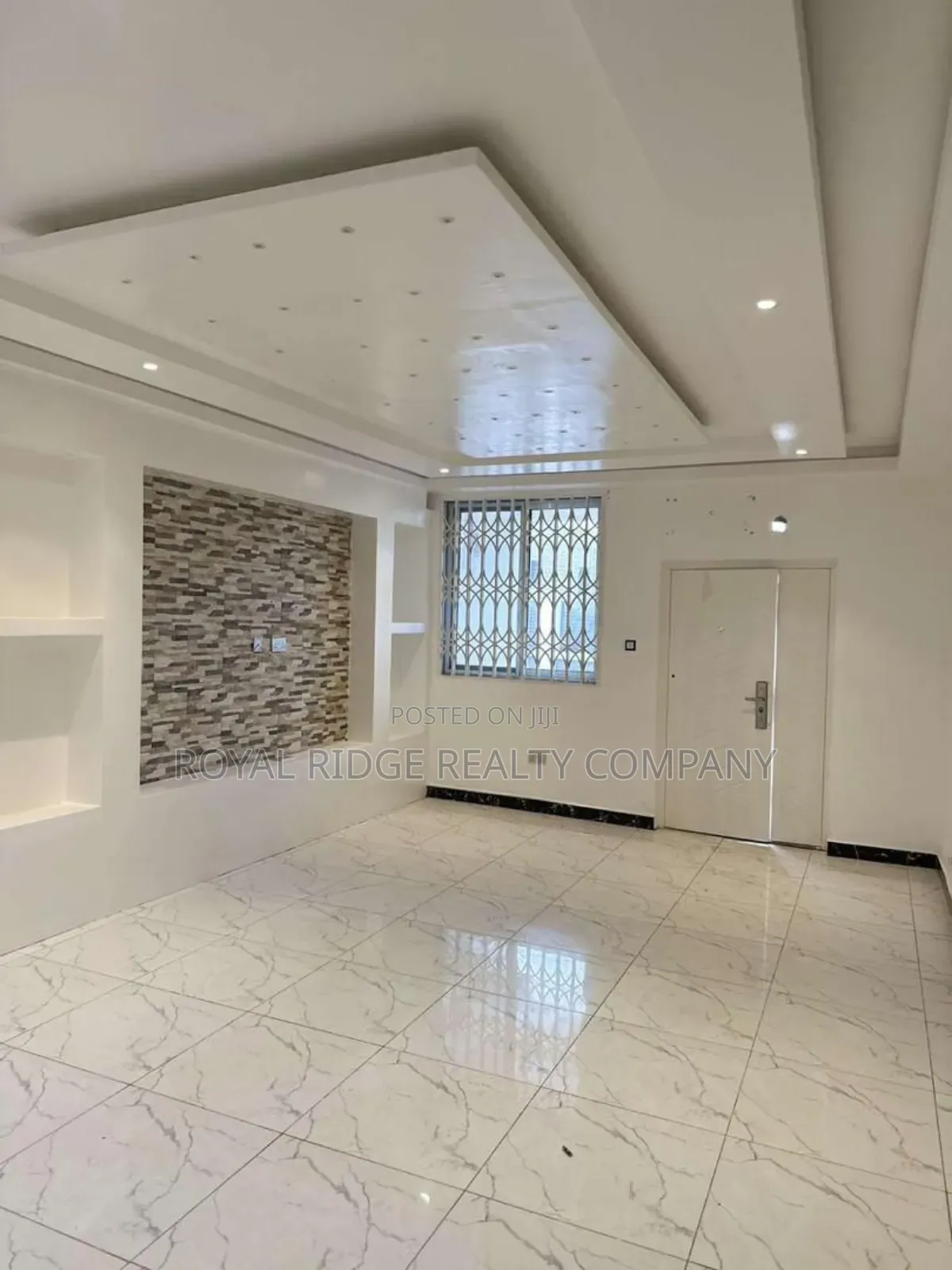 6bdrm Duplex in East Legon Hills, Accra Metropolitan for sale