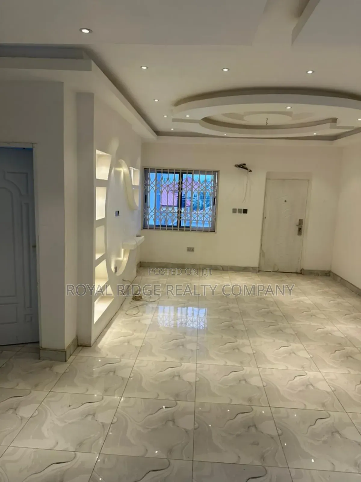 6bdrm Duplex in East Legon Hills, Accra Metropolitan for sale