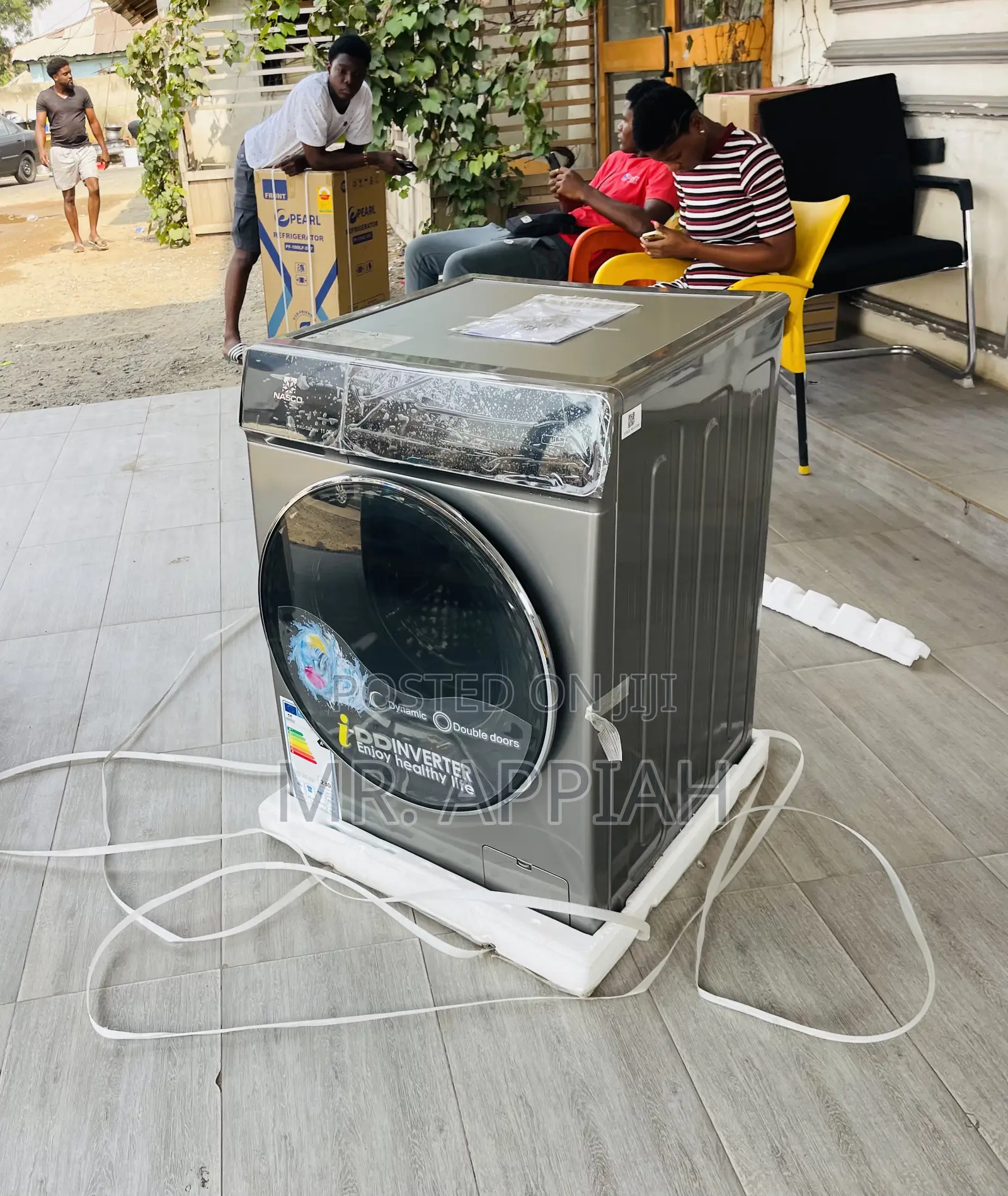 Fully Automatically Nasco 11kg Front Load Washing Machine.