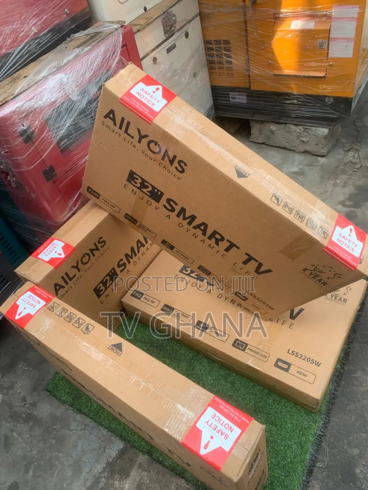 Super Large 32inches Ailyons Smart Television Android TVS