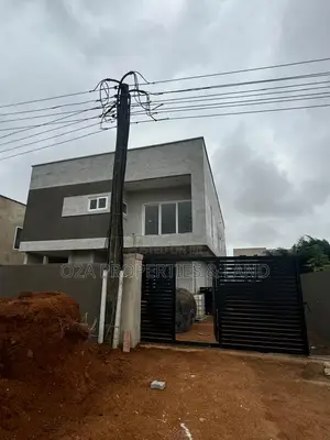4bdrm House in East Airport (3 Mins for sale