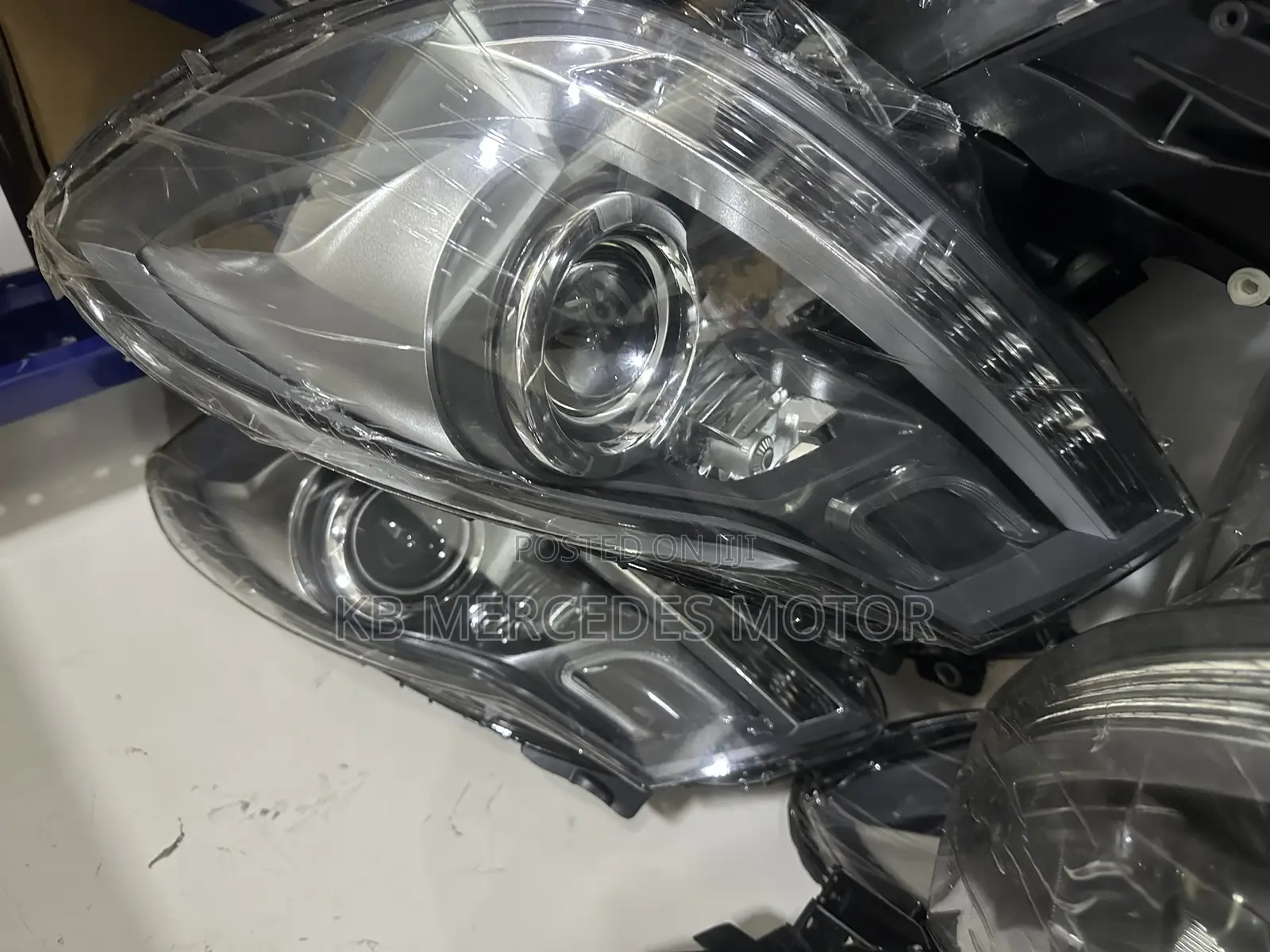 Mercedes Benz C250 LED Headlight Pair