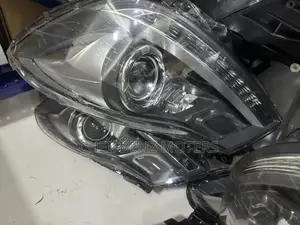 Mercedes Benz C250 LED Headlight Pair