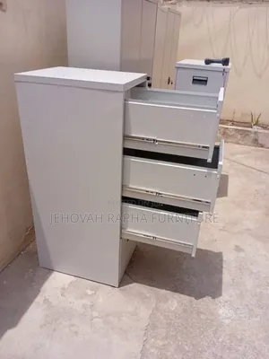 Office Four Drawer Cabinet With Keys