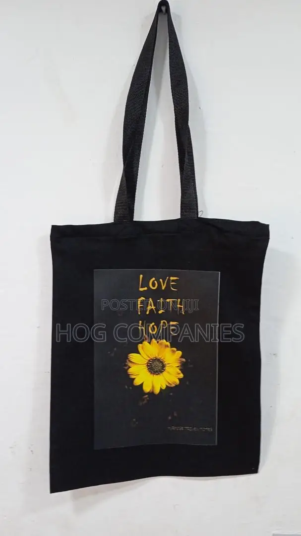 Designed and Plain Tote/ Multipurpose/Shoulder Ladies Bags
