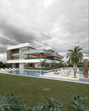 5bdrm Mansion in Accra for sale