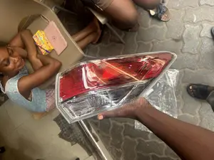 Toyota Highlander 2014-17 Taillight