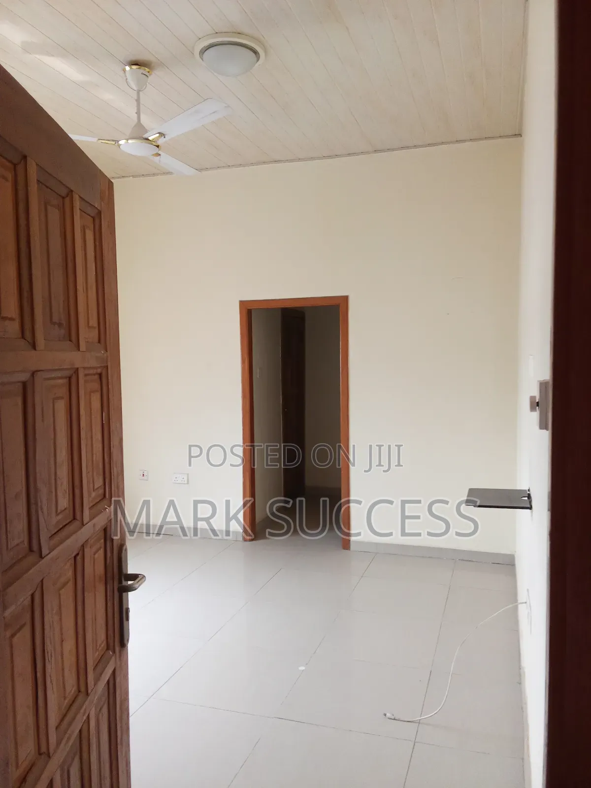 3bdrm Apartment in West Hills Mall Area for rent