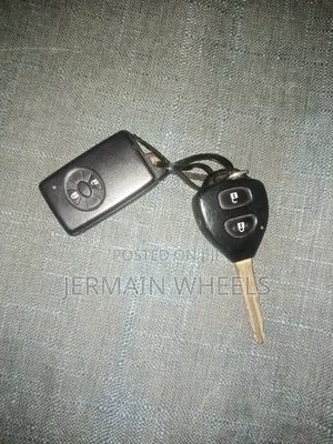 Toyota Vitz Keys